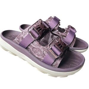 Merrell Hut Ultra Wrap Sandal purple size 7.